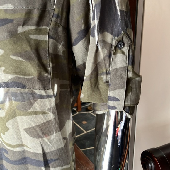 Camo blouse - Picture 5 of 5